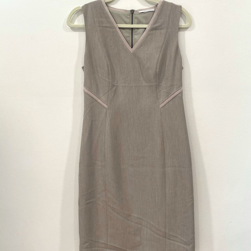 T Tahari 'Primavera' Contrast Trim V-Neck Sheath